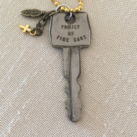 HAND CRAFTED Vintage Ford Key Necklace Feather Cross Charms Mixed Metals - Picture 6 of 7